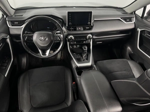 Внедорожник Toyota RAV4 2020 года, 2439900 рублей, Казань