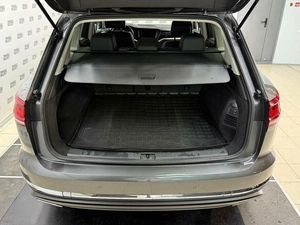 Внедорожник Volkswagen Touareg 2019 года, 4550000 рублей, Красноярск