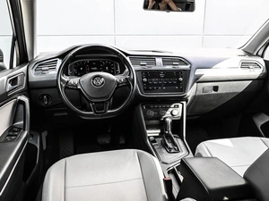 Внедорожник Volkswagen Tiguan Allspace 2019 года, 2544000 рублей, Кирилловка