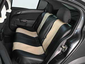 Седан Opel Astra 2011 года, 719000 рублей, Ростов-на-Дону