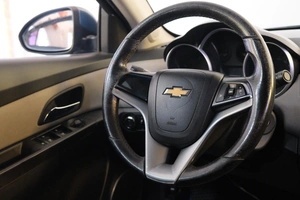 Седан Chevrolet Cruze 2012 года, 759000 рублей, Омск
