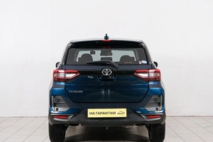 Внедорожник Toyota Raize 2020 года, 1699000 рублей, Красноярск