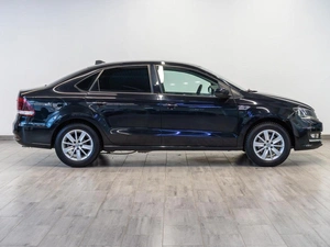 Седан Volkswagen Polo 2016 года, 1099000 рублей, Саратов