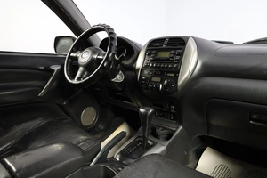 Внедорожник Toyota RAV4 2004 года, 989000 рублей, Новосибирск