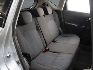 Хетчбэк Nissan Note 2016 года, 1080000 рублей, Омск