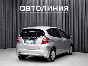Хетчбэк Honda Fit 2012 года, 779000 рублей, Красноярск