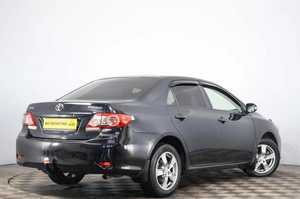 Седан Toyota Corolla 2011 года, 839000 рублей, Пермь