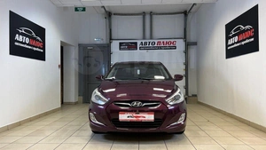 Хетчбэк Hyundai Solaris 2013 года, 948000 рублей, Красноярск