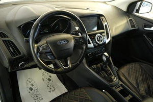 Седан Ford Focus 2016 года, 959000 рублей, Омск