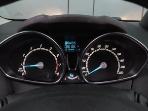 Хетчбэк Ford Fiesta 2016 года, 999000 рублей, Воронеж