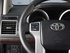 Внедорожник Toyota Land Cruiser Prado 2015 года, 3340000 рублей, Омск