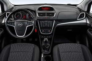 Внедорожник Opel Mokka 2014 года, 929000 рублей, Челябинск