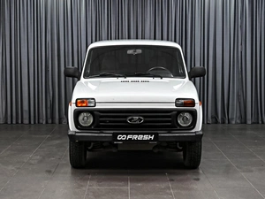 Внедорожник ВАЗ (LADA) 4x4 (Нива) 2016 года, 649000 рублей, Ставрополь