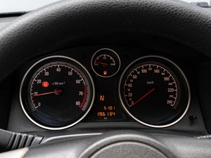 Хетчбэк Opel Astra GTC 2009 года, 490000 рублей, Краснодар