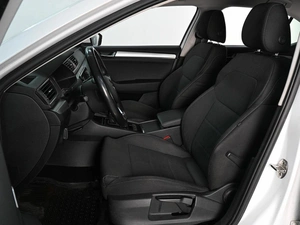 Лифтбек Skoda Superb 2019 года, 1999000 рублей, Аксай