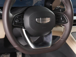 Внедорожник Geely Monjaro 2024 года, 3899000 рублей, Минеральные Воды