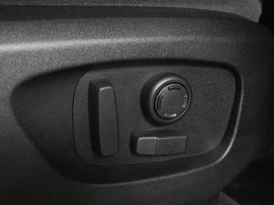 Внедорожник Land Rover Discovery Sport 2016 года, 2099000 рублей, Воронеж