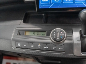 Минивэн Honda Freed 2009 года, 620000 рублей, Красноярск