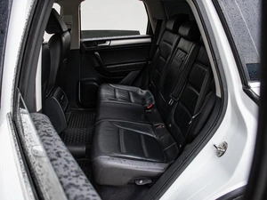Внедорожник Volkswagen Touareg 2012 года, 2660000 рублей, Краснодар