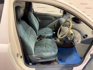 Хетчбэк Toyota Vitz 2000 года, 249000 рублей, Красноярск
