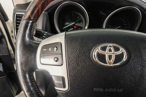 Внедорожник Toyota Land Cruiser 2012 года, 3339000 рублей, Пермь