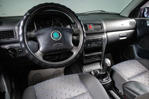 Универсал Skoda Octavia 2006 года, 549000 рублей, Сургут
