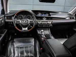 Седан Lexus ES 2017 года, 2774000 рублей, Кирилловка