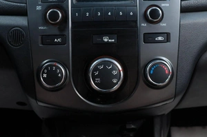 Седан Kia Cerato 2012 года, 829000 рублей, Челябинск