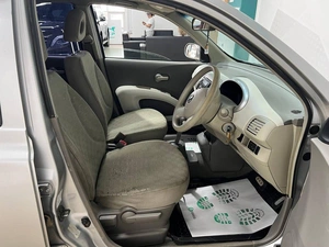 Хетчбэк Nissan March 2004 года, 369000 рублей, Красноярск