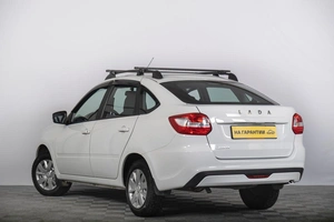 Лифтбек ВАЗ (LADA) Granta 2022 года, 899000 рублей, Томск