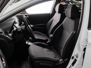 Хетчбэк Hyundai Solaris 2013 года, 919000 рублей, Тюмень