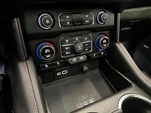 Внедорожник Chevrolet Tahoe 2021 года, 7890000 рублей, Красноярск