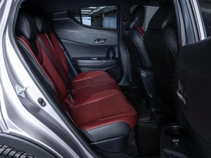 Внедорожник Toyota C-HR 2019 года, 2730000 рублей, Ставрополь