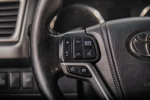 Внедорожник Toyota Highlander 2014 года, 3099000 рублей, Томск