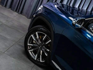 Внедорожник Geely Monjaro 2023 года, 3289000 рублей, Тюмень