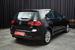 Хетчбэк Volkswagen Golf 2013 года, 1149000 рублей, Красноярск