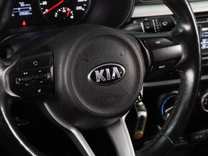 Седан Kia Rio 2018 года, 1419000 рублей, Воронеж