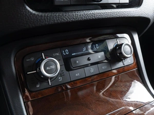 Внедорожник Volkswagen Touareg 2014 года, 2290000 рублей, Волгоград