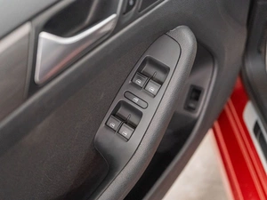 Седан Volkswagen Jetta 2017 года, 1435000 рублей, Красноярск
