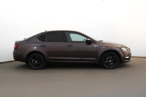 Лифтбек Skoda Octavia 2017 года, 1997000 рублей, Орёл
