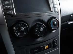 Седан Toyota Corolla 2008 года, 750000 рублей, Волгоград