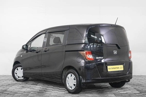 Минивэн Honda Freed 2010 года, 999000 рублей, Кемерово