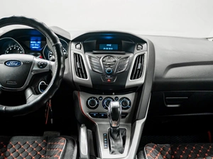 Универсал Ford Focus 2012 года, 775000 рублей, Красноярск