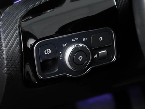 Хетчбэк Mercedes-benz A-класс 2018 года, 2289444 рублей, Москва