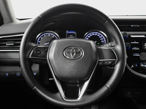 Седан Toyota Camry 2021 года, 2299900 рублей, Казань