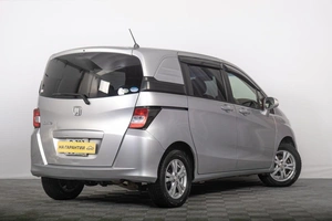 Минивэн Honda Freed 2012 года, 1199000 рублей, Томск