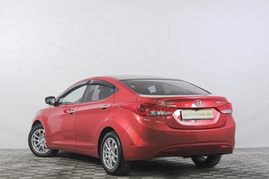 Седан Hyundai Avante 2012 года, 949000 рублей, Кемерово