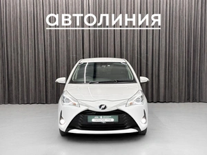 Хетчбэк Toyota Vitz 2019 года, 999000 рублей, Красноярск