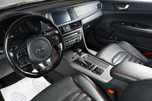 Седан Kia Optima 2017 года, 1829000 рублей, Тюмень