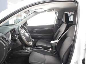 Внедорожник Mitsubishi ASX 2014 года, 1060000 рублей, Омск